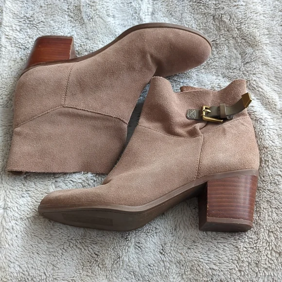 Franco Sarto Brown Suede Buckle Detailing Heeled Ankle Booties Size 8.5 - Picture 7 of 9